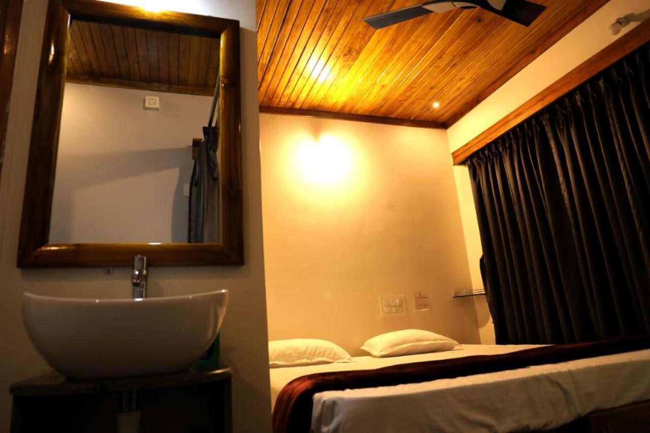 Niyati Home Stay Gokarna  Esterno foto