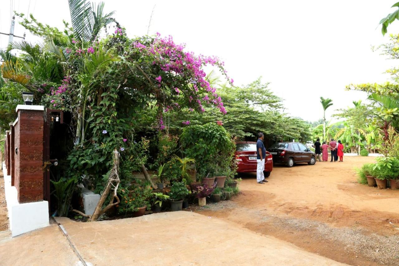 Niyati Home Stay Gokarna  Esterno foto